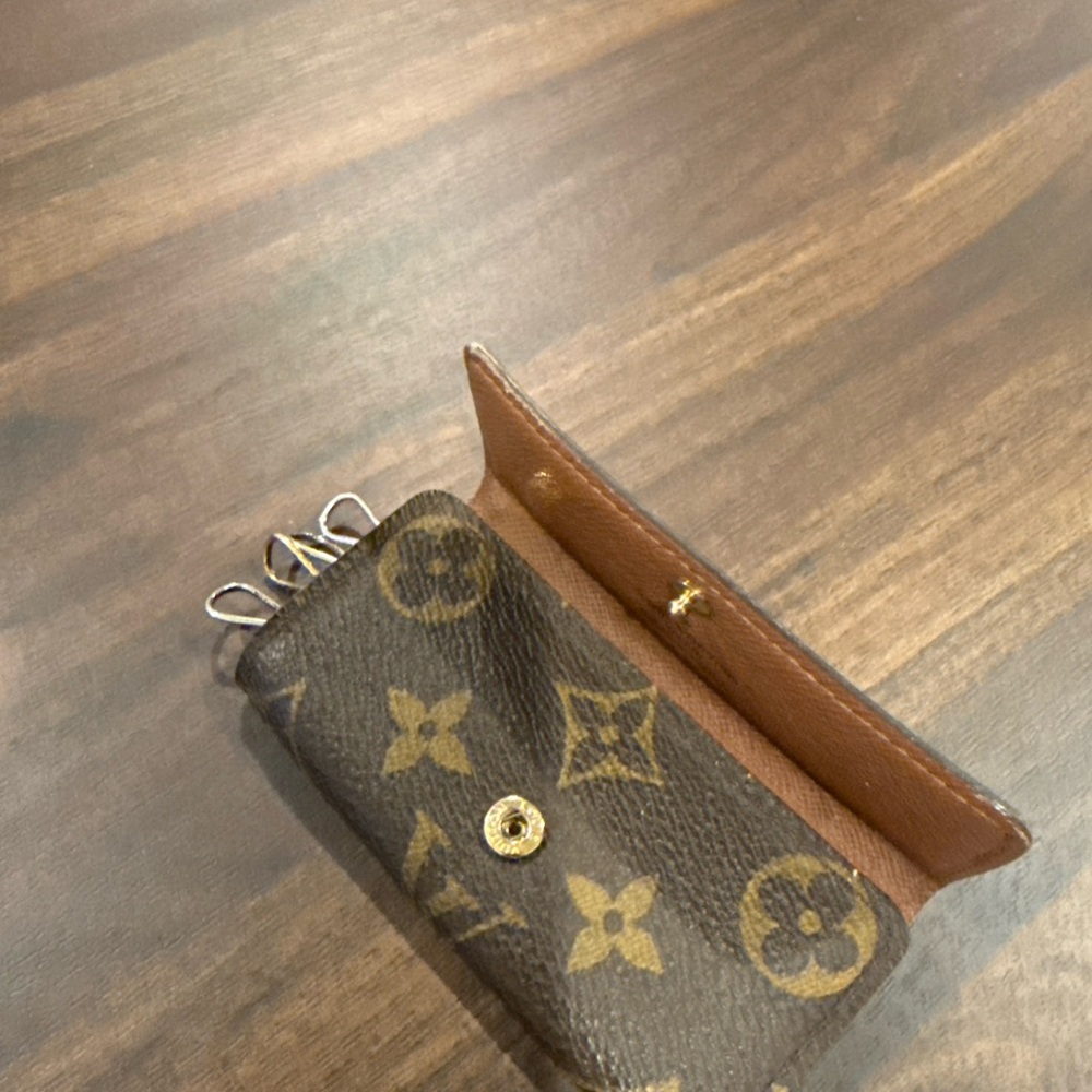 Louis Vuitton Brown and Gold 4 Key Pouch & Card Holder